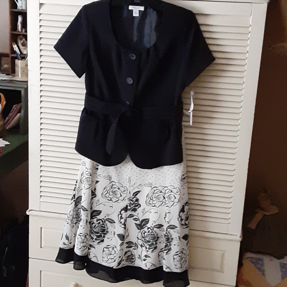 Dress Barn 2 Piece Suit
